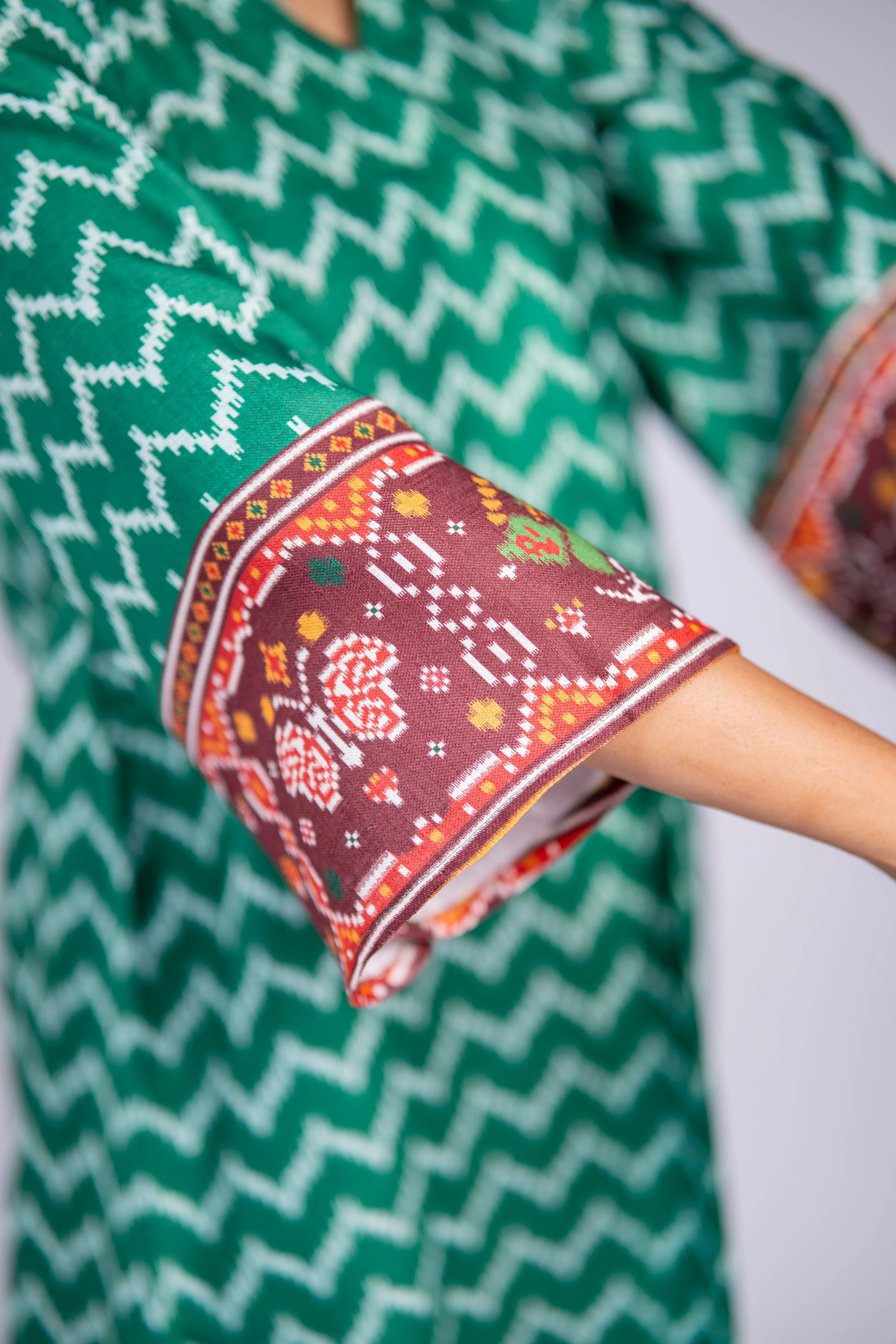 Emerald Ikkat Linen Kurta Set