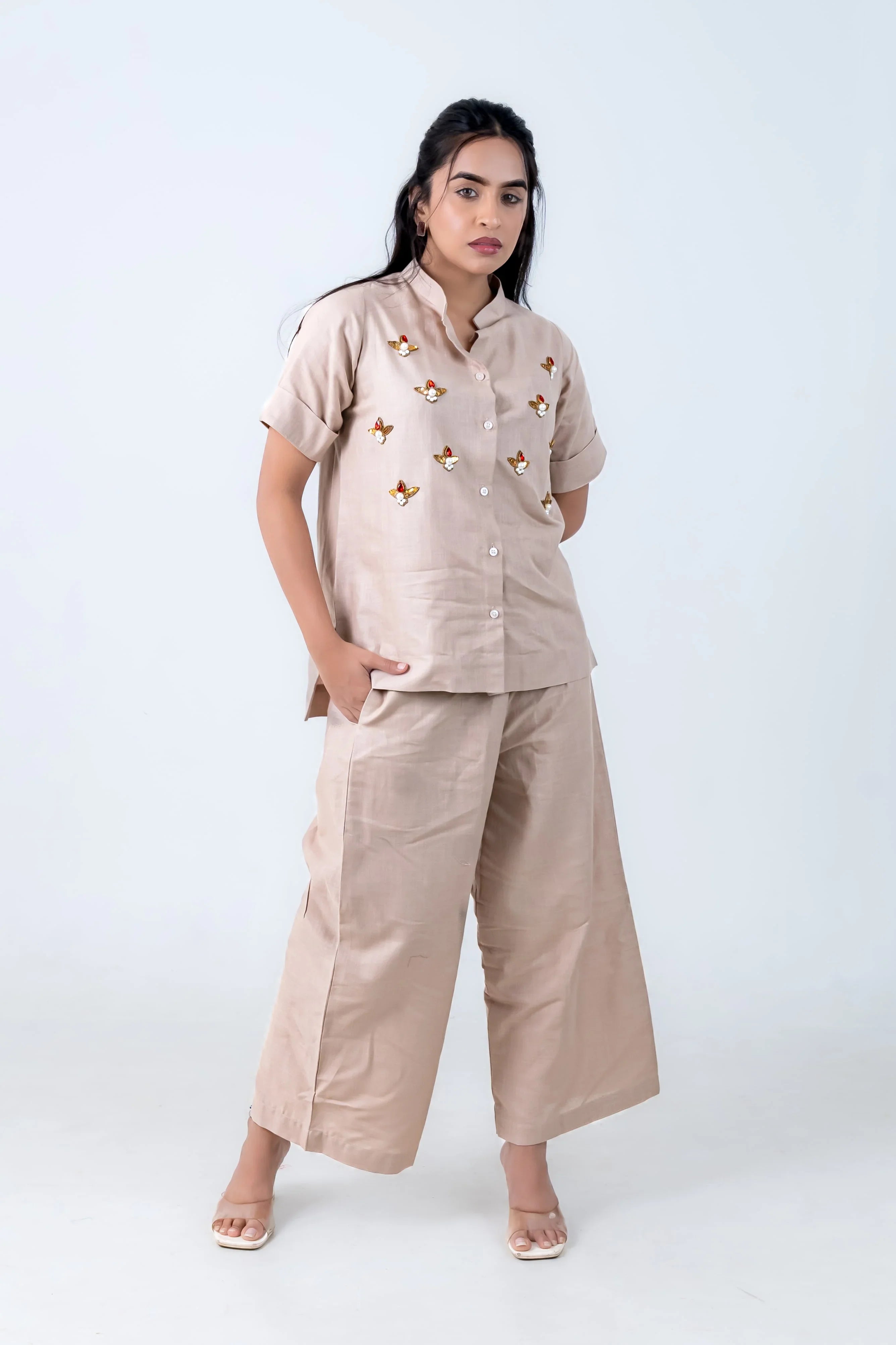 French Vanilla Co-Ord with Bee Embroidery