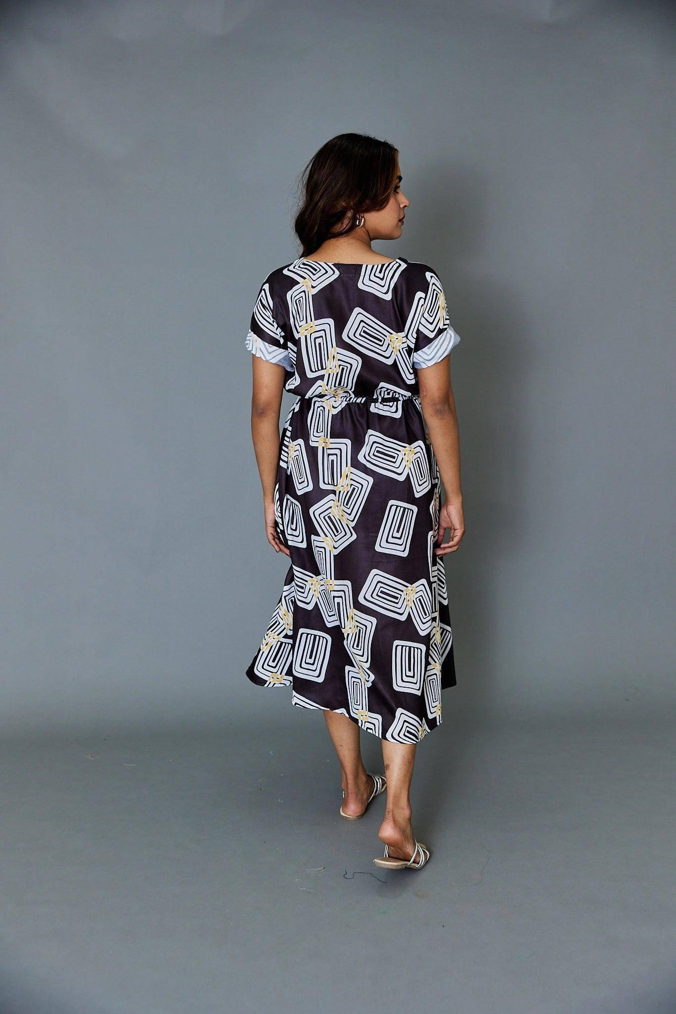 Floating Squares Kimono Dress - Hello June