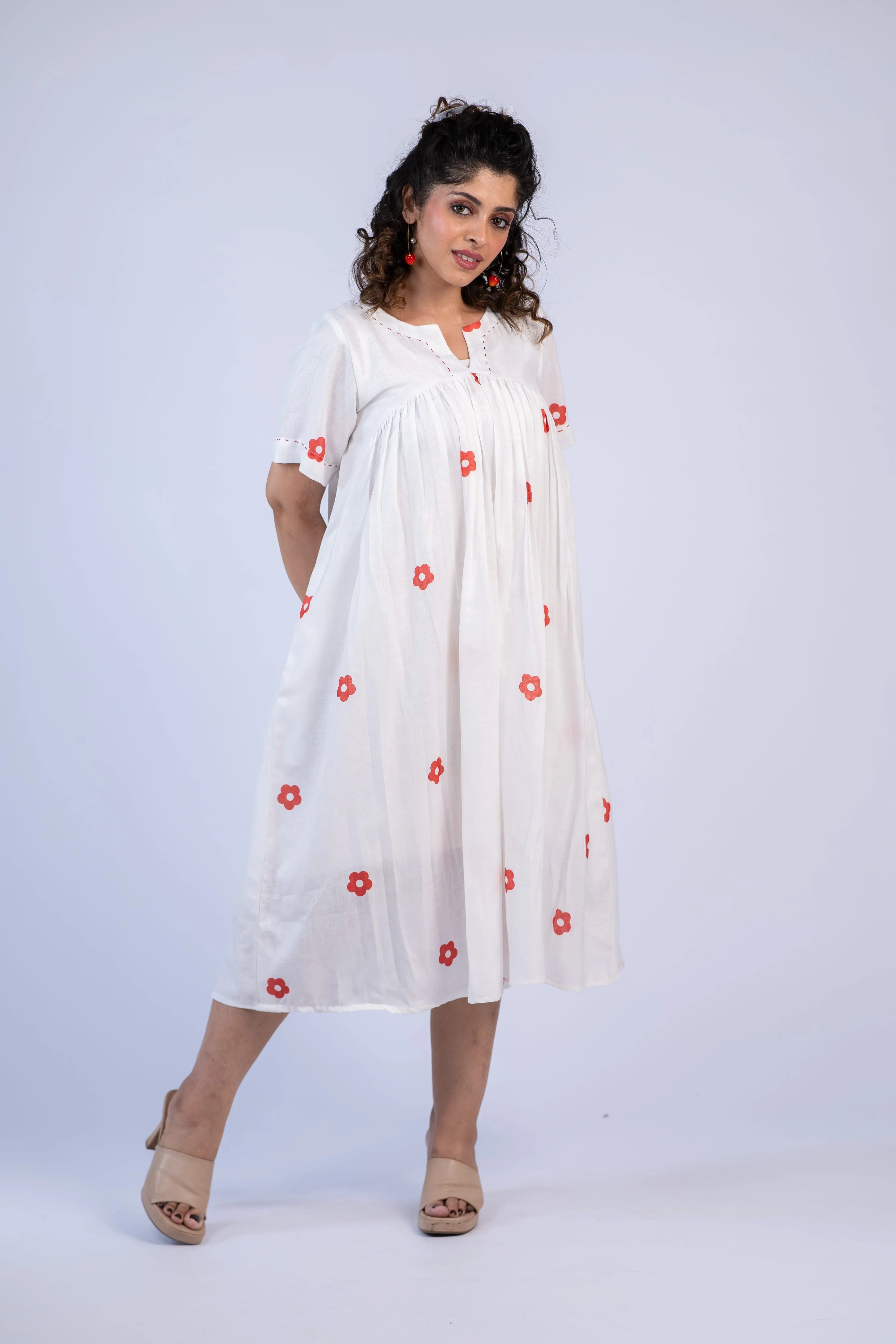 White & Red Daisy Print Linen Dress