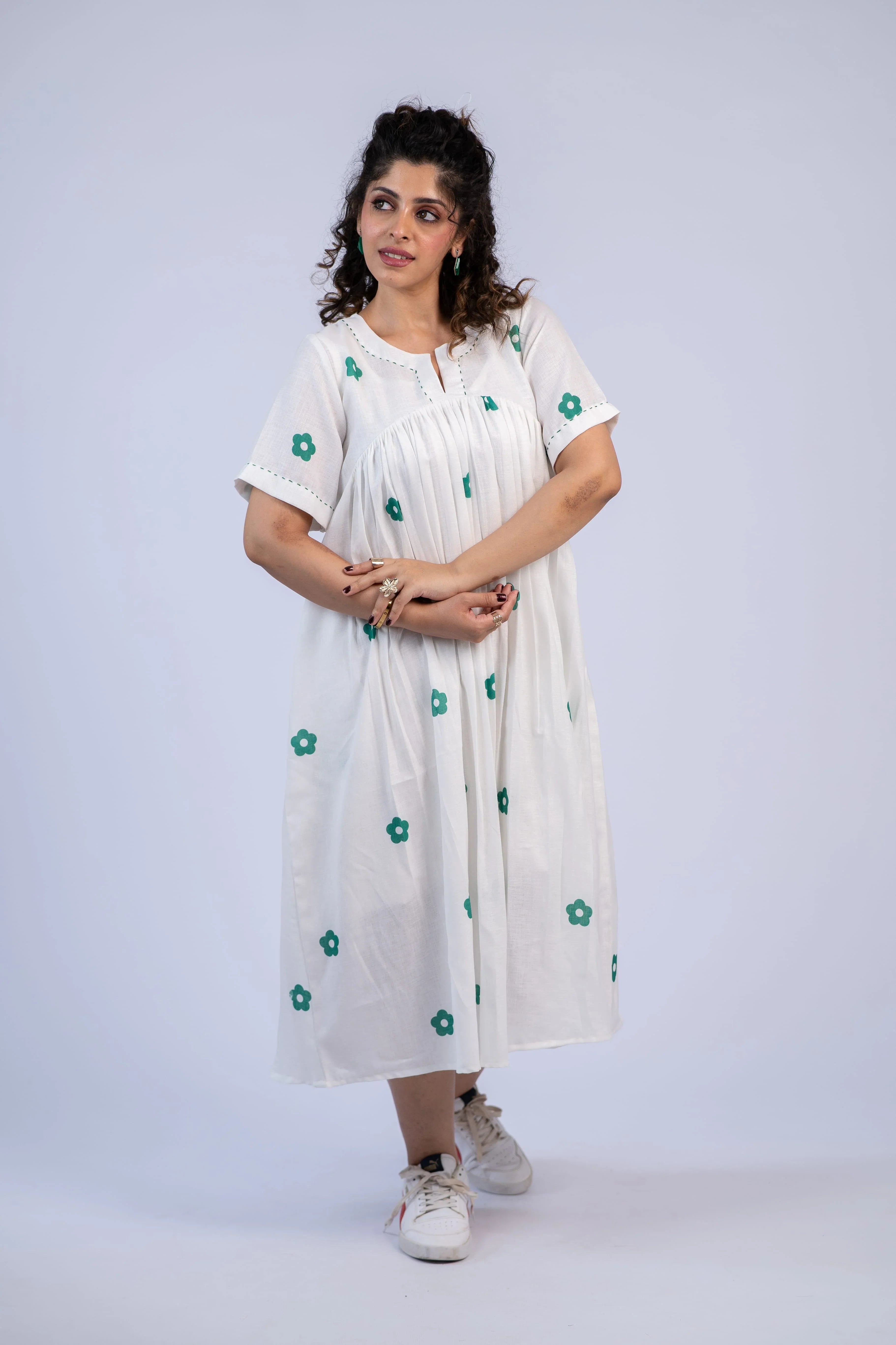 White & Green Daisy Print Linen Dress