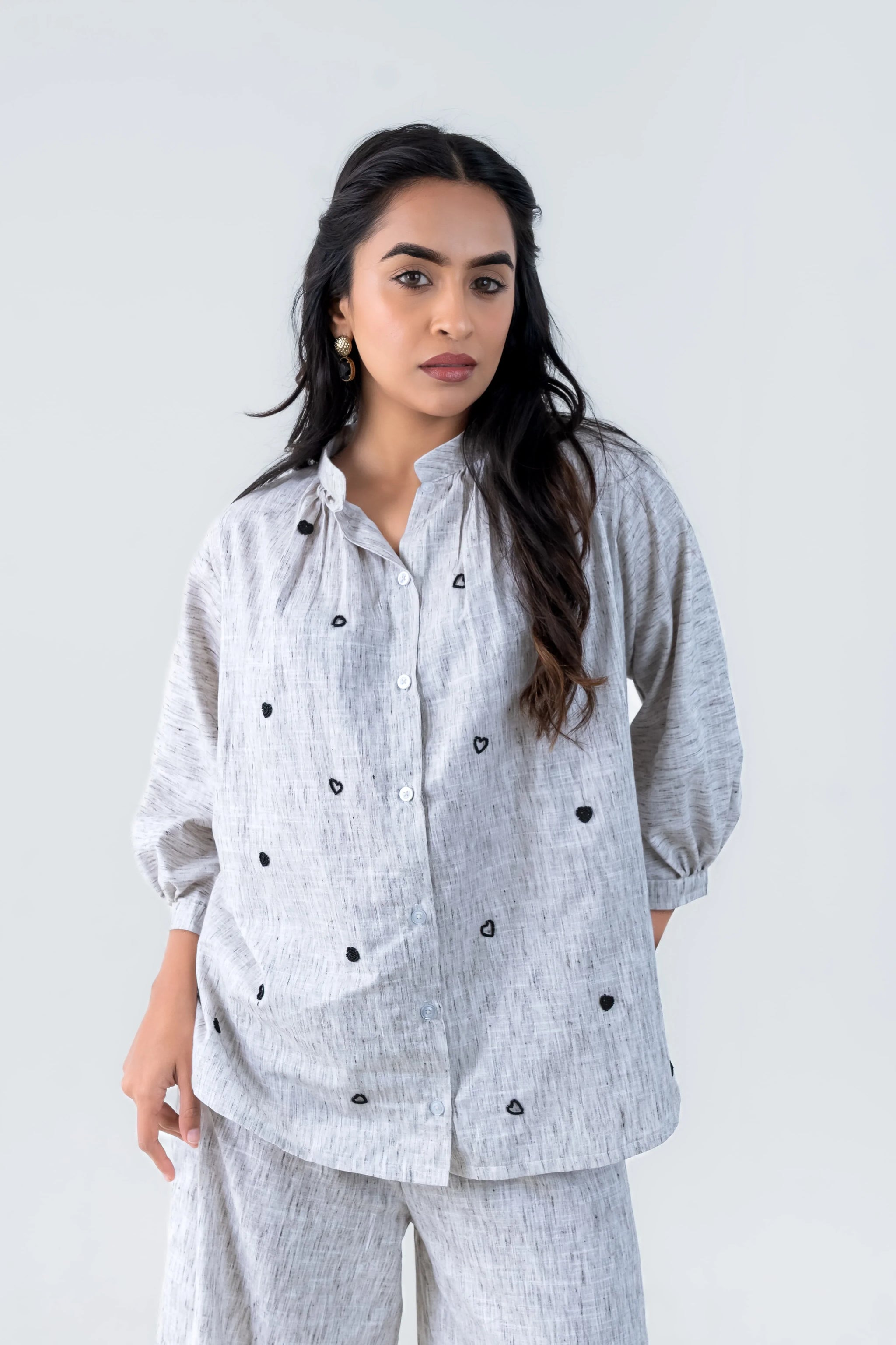 Gray heart-patterned button-up shirt and matching pants for women's casual wear