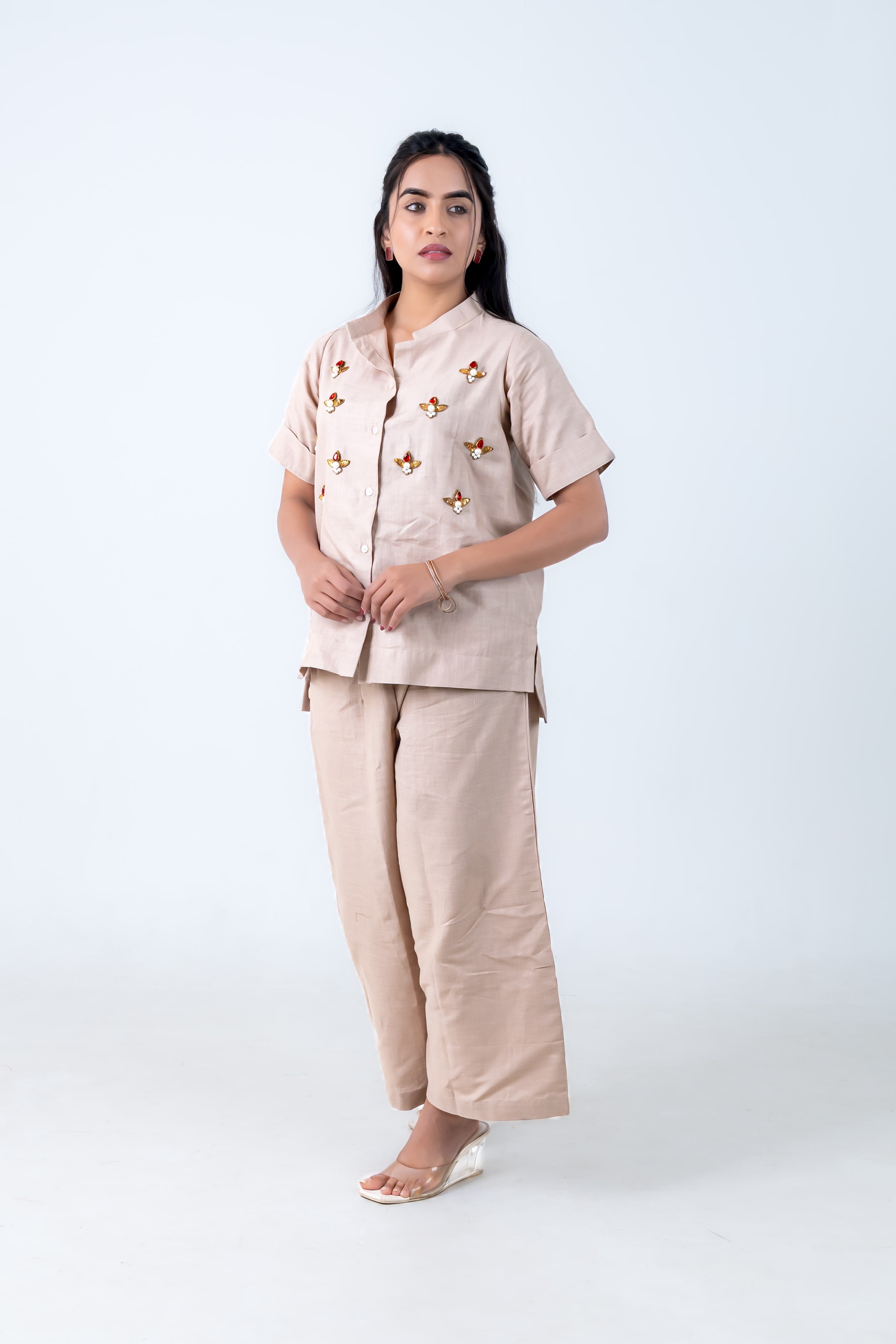 French Vanilla Co-Ord with Bee Embroidery